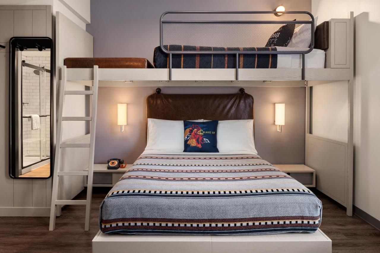 Moxy Omaha Downtown Hotel Buitenkant foto