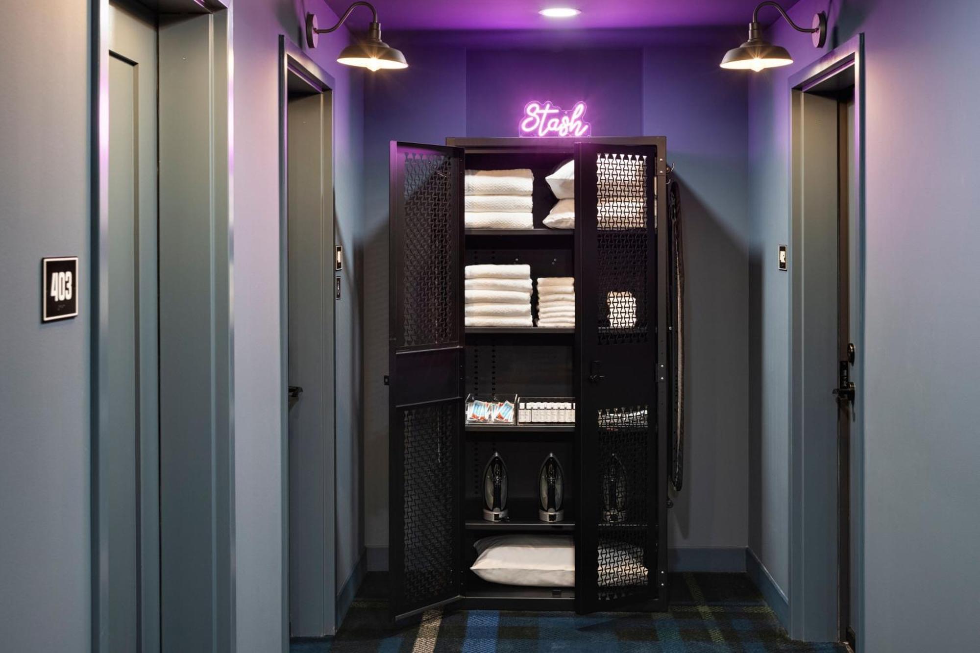 Moxy Omaha Downtown Hotel Buitenkant foto
