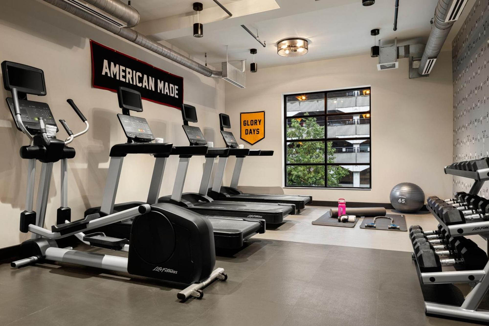 Moxy Omaha Downtown Hotel Buitenkant foto