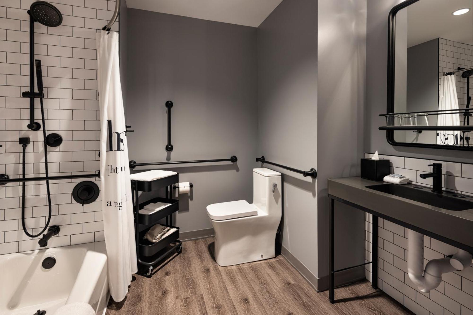 Moxy Omaha Downtown Hotel Buitenkant foto