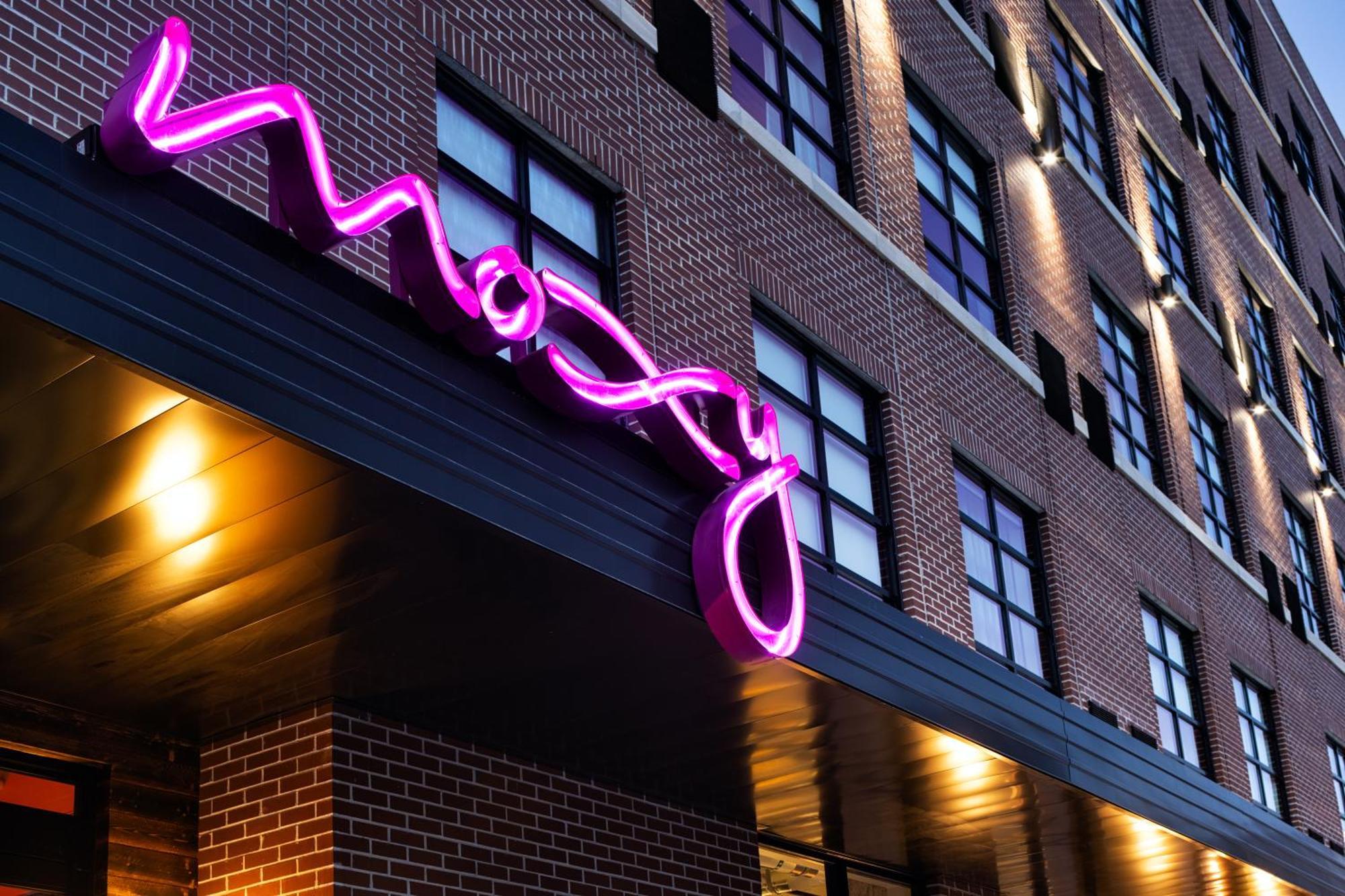Moxy Omaha Downtown Hotel Buitenkant foto