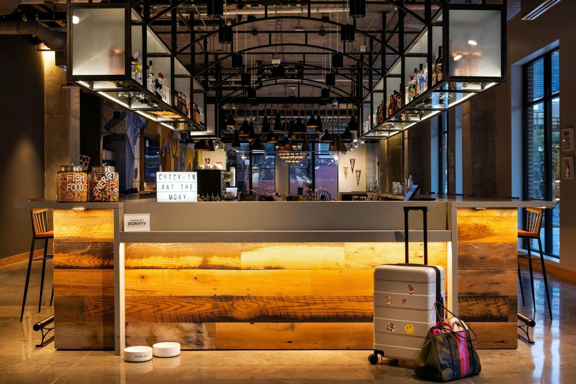 Moxy Omaha Downtown Hotel Buitenkant foto